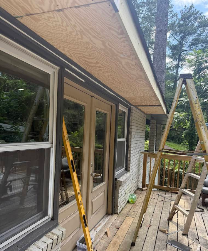 Residential gutter cleaning service